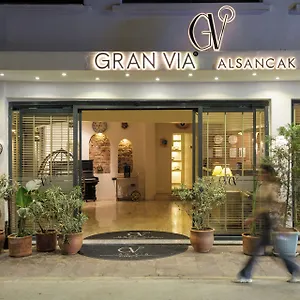 Gran Via Alsancak Otel